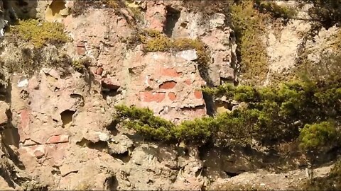 Reupload: Melted Brick Avalanche near Sutro Baths, SF, Cal by I am Kairos. Link below.