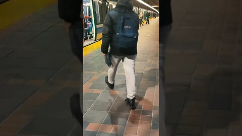 Striking Montréal metro #montrealmetro #viralvideo