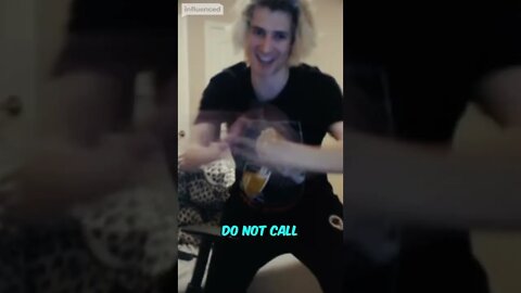 xQc Claps Back at Twitch Viewer