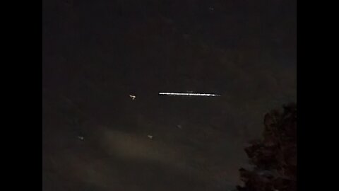 Strange light on Florida sky, Starlink???