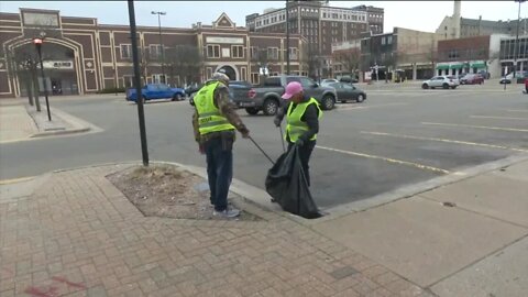 Trash Bash for Earth Day in Green Bay