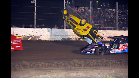 Wreck/accident @cherokee speedway Crazy must watch