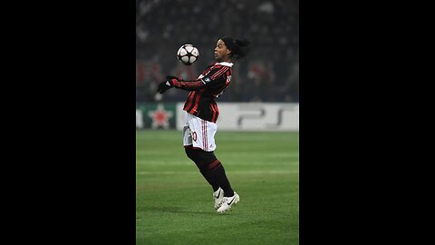 Ronaldinho Skills 🔥🔥🔥