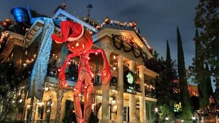 New Haunted Mansion Holiday Ride Haunted Mansion Disneyland 2022