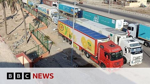 Gaza aid: Twenty trucks expected to enter through Egypt border crossing - BBC News