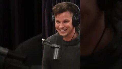 Theo Von at Joe Rogan - Back Problems // (check Comments for Rat King Design)