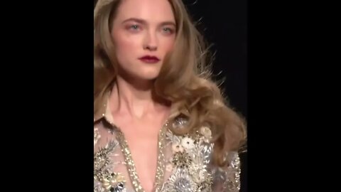 Badgley Mischka RTW Fall/ Winter 2017-18 Collection