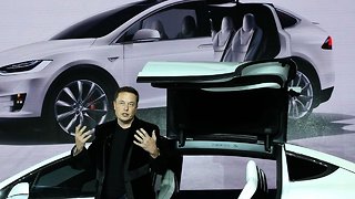 Elon Musk Wants Tesla To Become A Privately Held Company