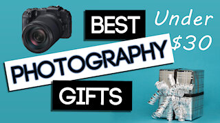 BEST Gifts for PHOTOGRAPHERS - 15 Gifts under $30 - Holiday Gift Guide