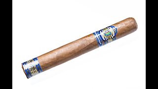 Blanco Connecticut Toro Cigar Review