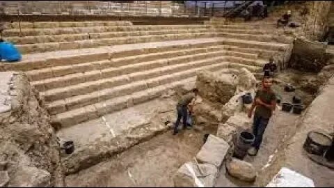POOL OF SILOAM! 8 NEW STEPS UNEARTHED WHERE JESUS HEALED MAN BORN BLIND & PILGRIMAGE ROAD!