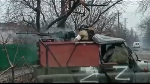 Battle of Russian troops with remnants of Ukrainian nationalists in Mariupol.