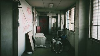 ABANDONED ONLY ASYLUM IN JAPAN - BLOOD, CREEPY DOOR MOVEMENTS | 幽霊