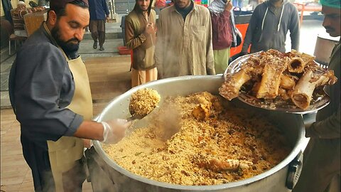 Malang Jan Bannu Beef Pulao - GT Road Tarnol | Malang Jan Kabuli Bannu Pulao | Pakistani Street Food