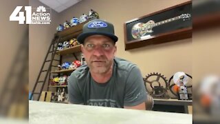 Clint Bowyer discusses retirement ahead of final Kansas Speedway race