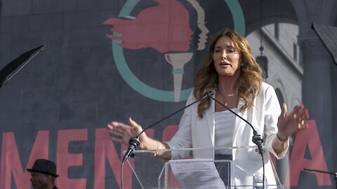 Caitlyn Jenner Opposes Transgender Girls In Women's Sports