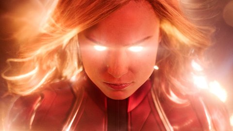 'Captain Marvel' Recreates Powerful Comic Cover Moment