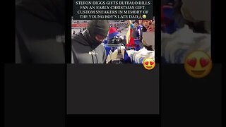 Stefon Diggs Gave Little Fan Christmas Gift