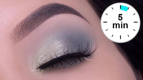 5 MINUTE Soft Pastel Mint Eye Makeup Tutorial