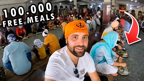 Free Food for Everyone at the Golden Temple 🇮🇳 Amritsar India