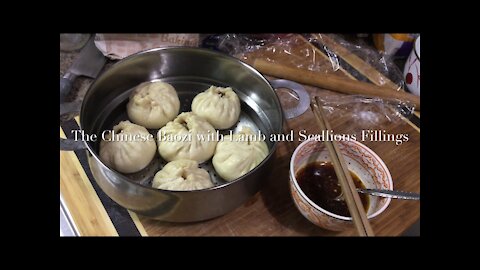 The Chinese Baozi with Lamb and Scallions Fillings 羊肉大葱包子/大葱羊肉包子
