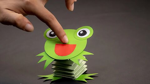 FUN DIY - Jumping Frog with Paper Board - PAPER FROG