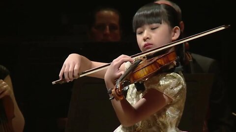 CHLOE CHUA / Menuhin Competition 2018, Junior finals-20