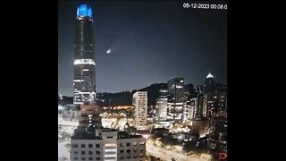 Illuminated Meteor Dashes Across the Chilean Sky in a Spectacular Display