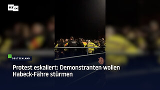 Protest eskaliert: Demonstranten wollen Habeck-Fähre stürmen