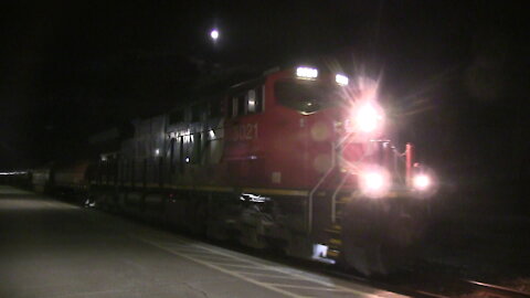 CN 3021 Locomotive Manifest Train Headed To The St Clair Tunnel In Sarnia