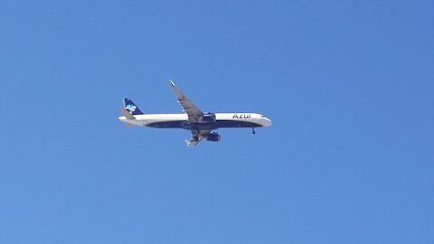 Airbus A321NEO PR-YJC vindo de Campinas, Airbus A320NEO PR-XBD vindo de Congonhas