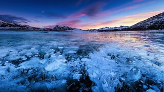 Frozen active water makes the coolest echoing sounds