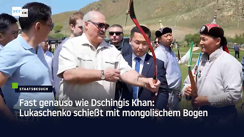 Fast genauso wie Dschingis Khan: Lukaschenko schießt mit mongolischem Bogen