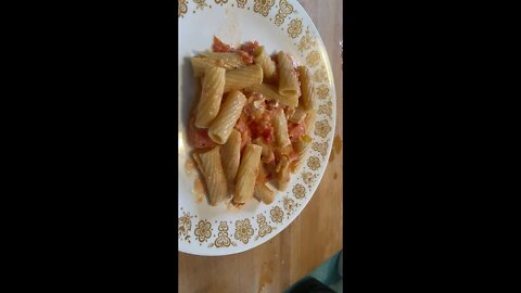 Fresh Tomato Spaghetti Sauce (Goat Cheese)