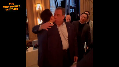 Terms of Endearment: Trump haters Scaramucci & Christie kissing each other on the lips.