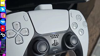 Xbox Controller Is Better Than The PS5, Here's Why