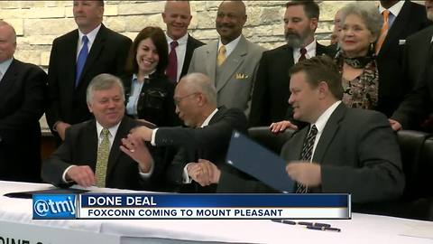 Foxconn, Racine County officials sign development agreement