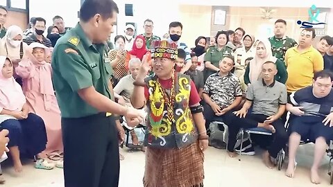 Pengobatan Ibu Ida Dayak | bapak TNI ini gemetran @pomad