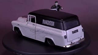 Jada Toys Hollywood Rides Universal Monsters 1:24 Frankenstein 1957 Chevy Suburban Vehicle