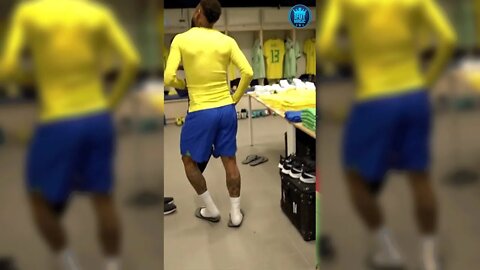 O passinho do Neymar 🤣