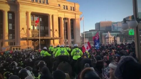 Ottawa Police Trampled Peaceful Protesters!