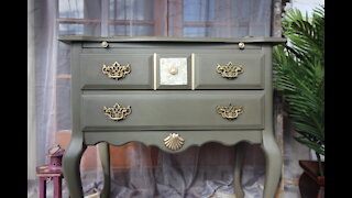 Vanity Refinish in Melange Paints 'Restoration Bronze'