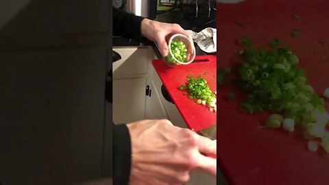 Putting Green Onions 🧅 on🧊 ice! #shorts #viral #trending #tiktok #health #foodpreparation