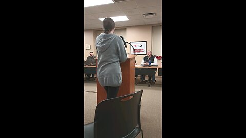 Teacher Makes Public Comment in Support of Keeping Inappropriate Books in Schools
