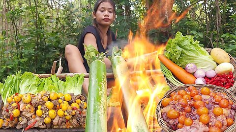 Survival cooking in forest: 100 Chicken egg spicy grilled in bamboo tree - Solo cooking and eat