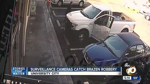Surveillance cameras catch brazen San Diego robbery