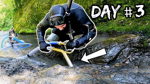 Sucking Out GOLD Using The MINI DREDGE In New Zealand!