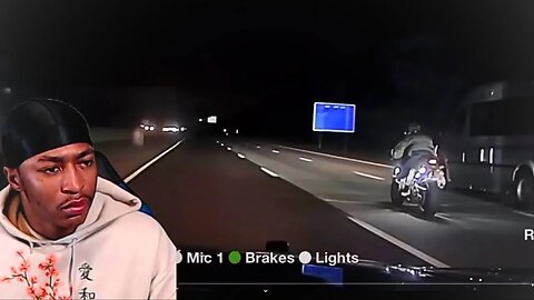 DewayneReacts to Motorcyclist takes trooper on a 150 mph Wild High Speed #police #policepursuit
