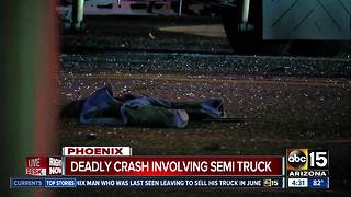 One person dead in west Phoenix crash