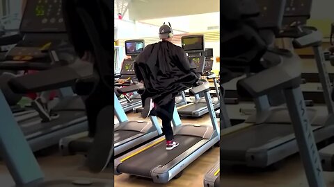 This guys has got it figured out #batman #prank #gym